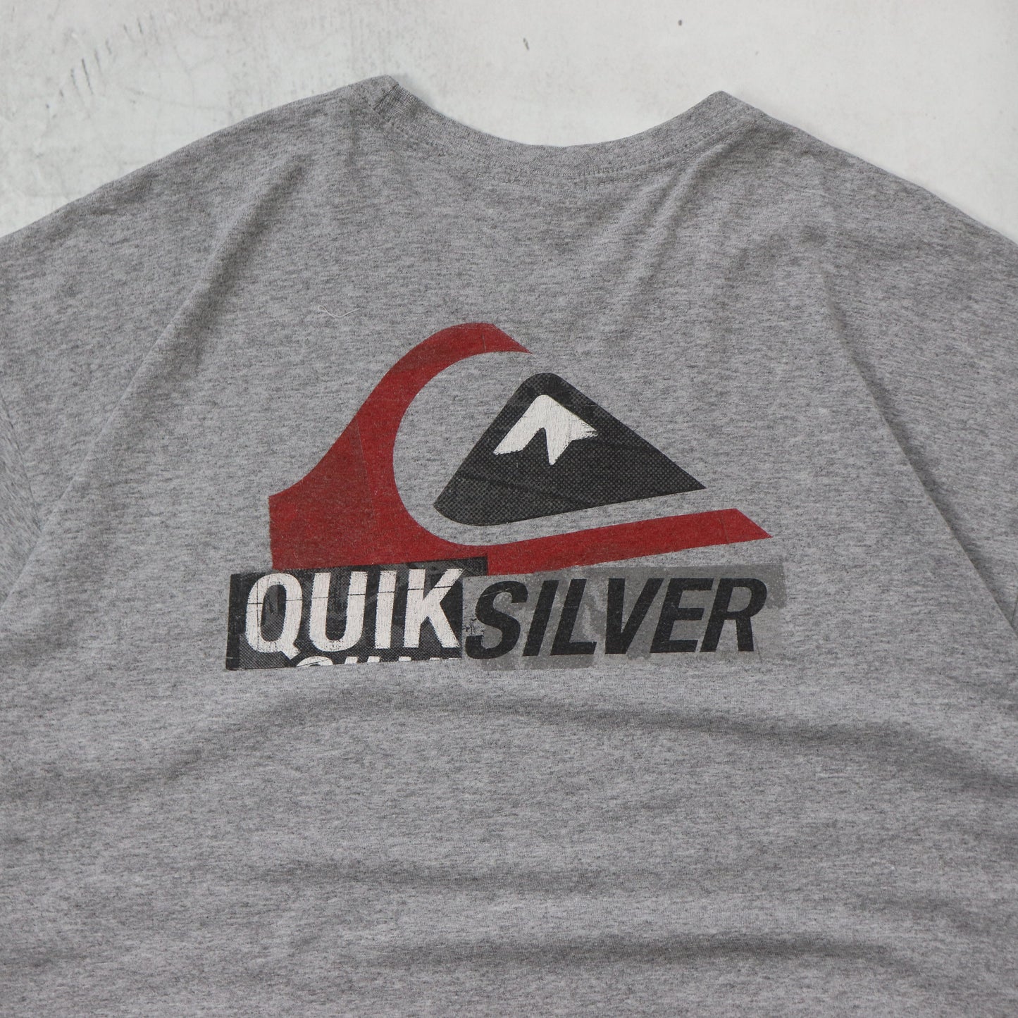 Vintage 2000s Quiksilver Graphic Tee - XL