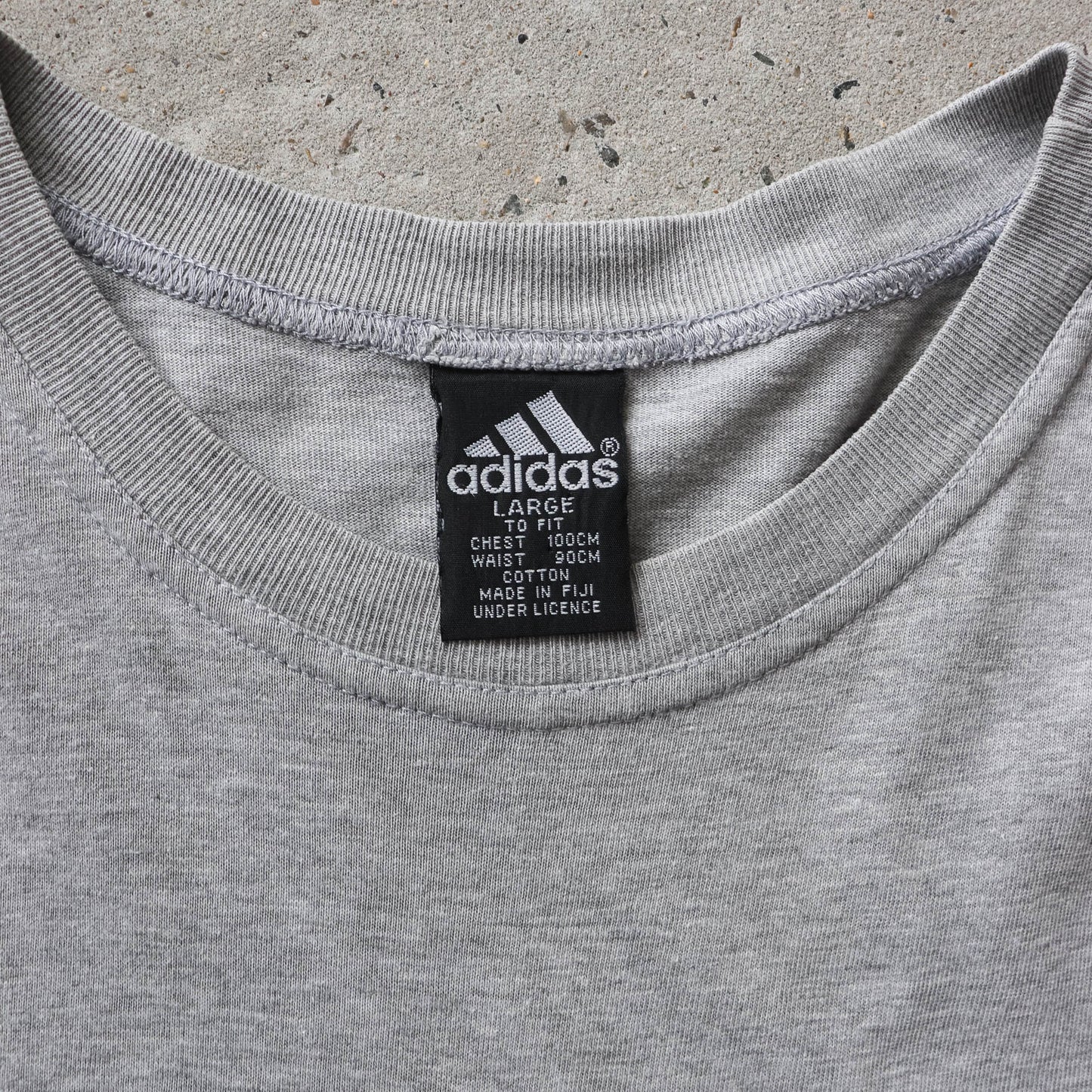 Vintage 90s Adidas Graphic Tee - L