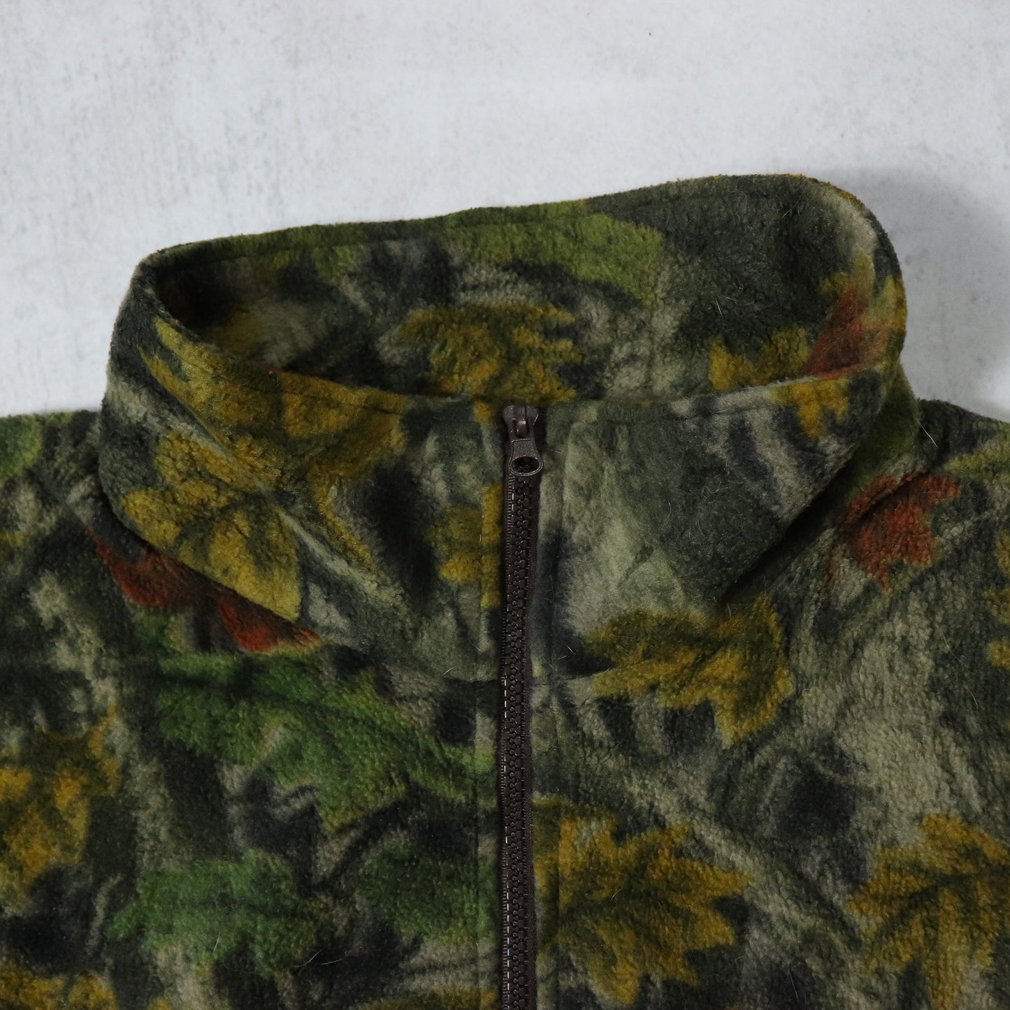 Vintage Realtree Camo Fleece Vest - XL