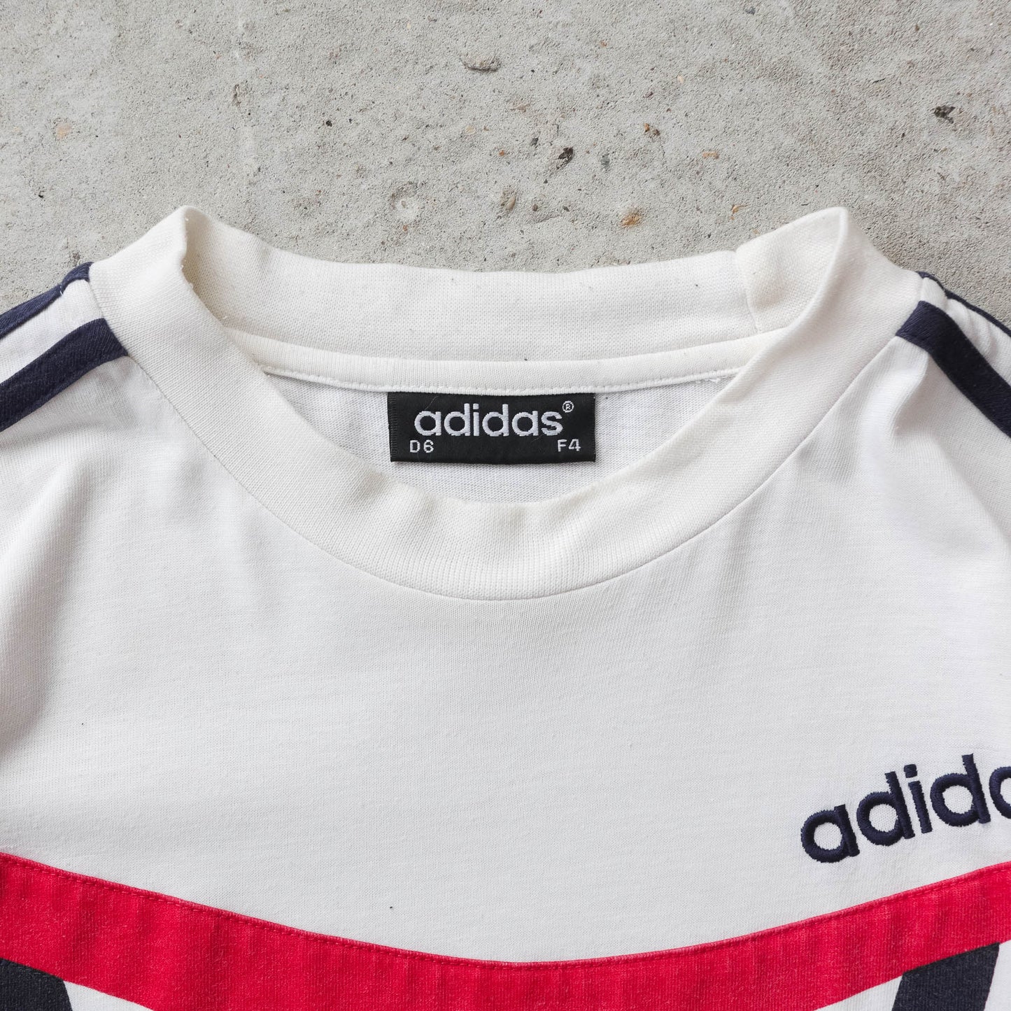 Vintage 90s Adidas Spellout Panelled Tee - L - AL Vintage