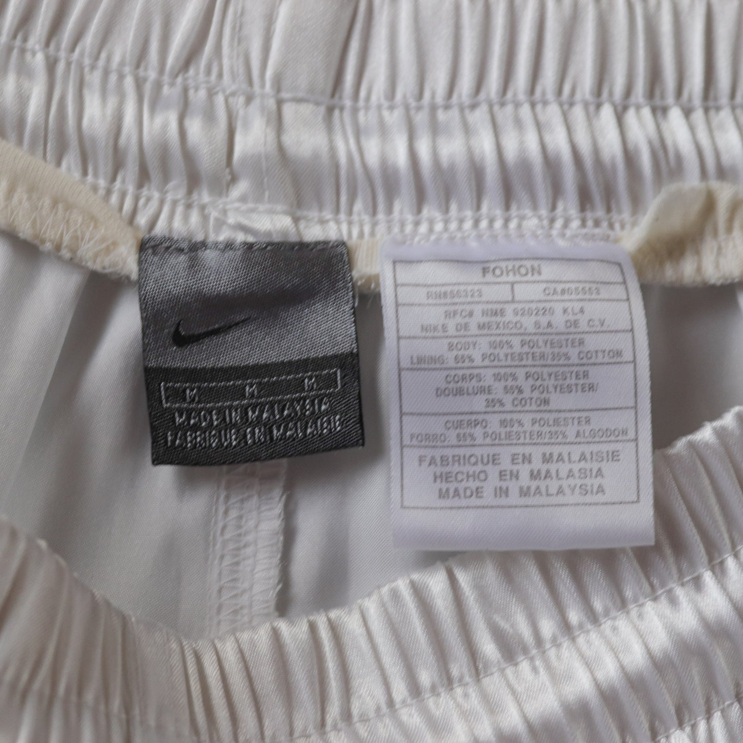 Vintage Nike Swoosh Embroidered Football Shorts - M