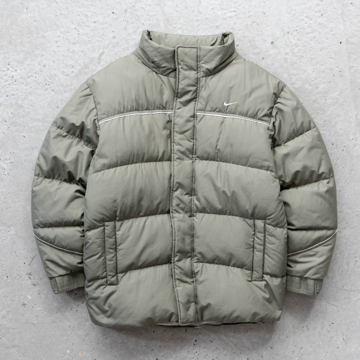 Nike Mini Swoosh Duck Down Puffer Jacket - 2000s (M)