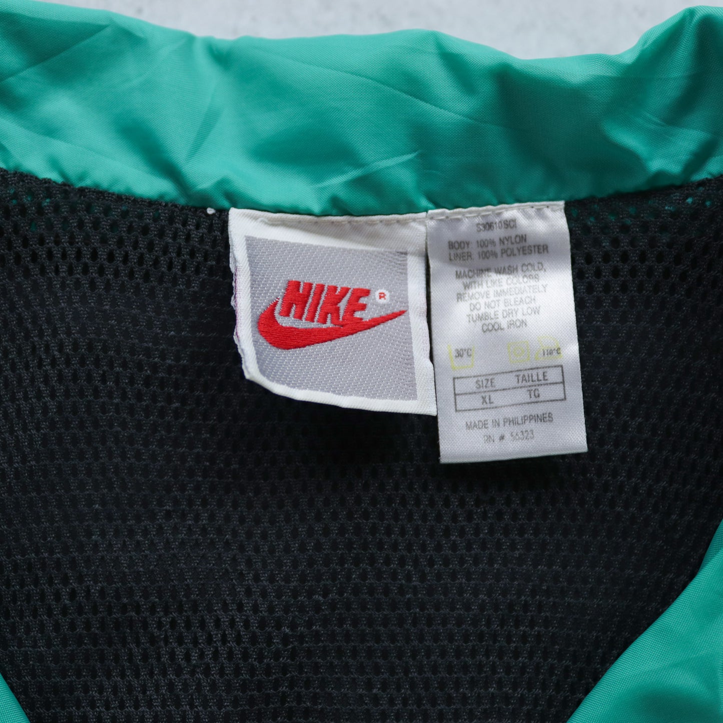 Vintage 90s Nike Nylon Track Jacket - XL