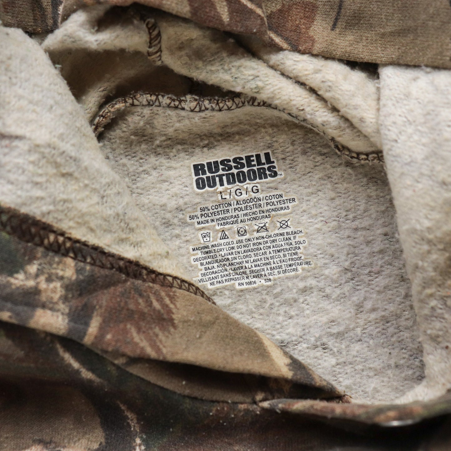 Vintage Russell Outdoors Realtree Camo Hoodie - L