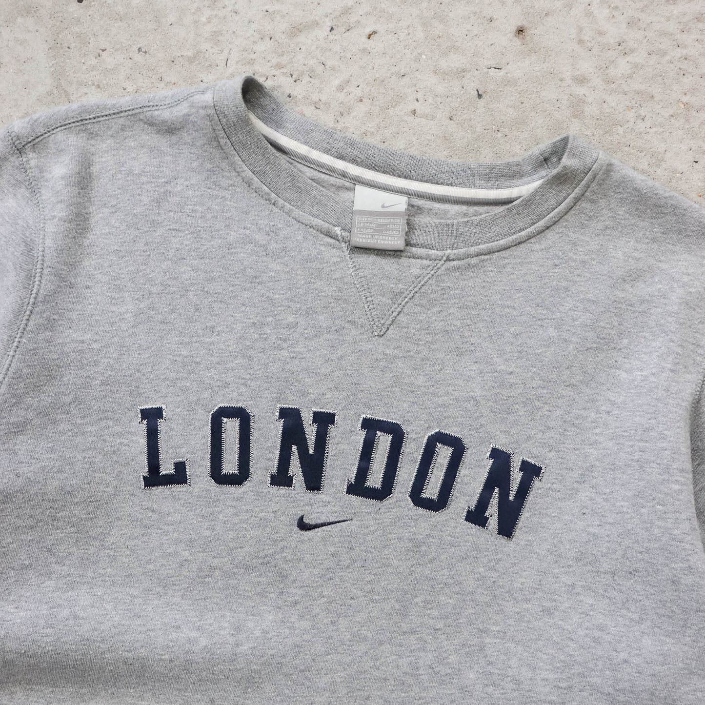 Nike Town London Centre Swoosh Sweatshirt - 2000s (M)