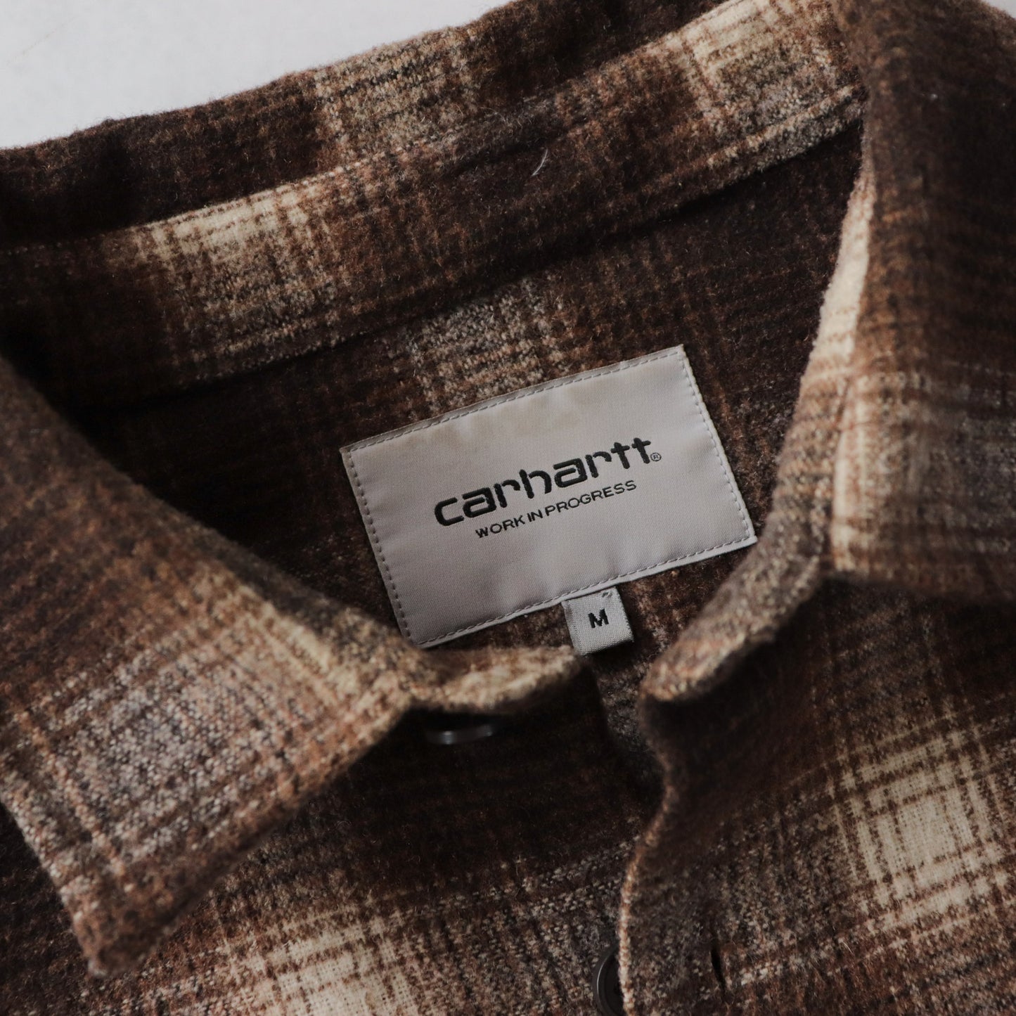Carhartt WIP Cropped Flannel Button-Up Shirt - M