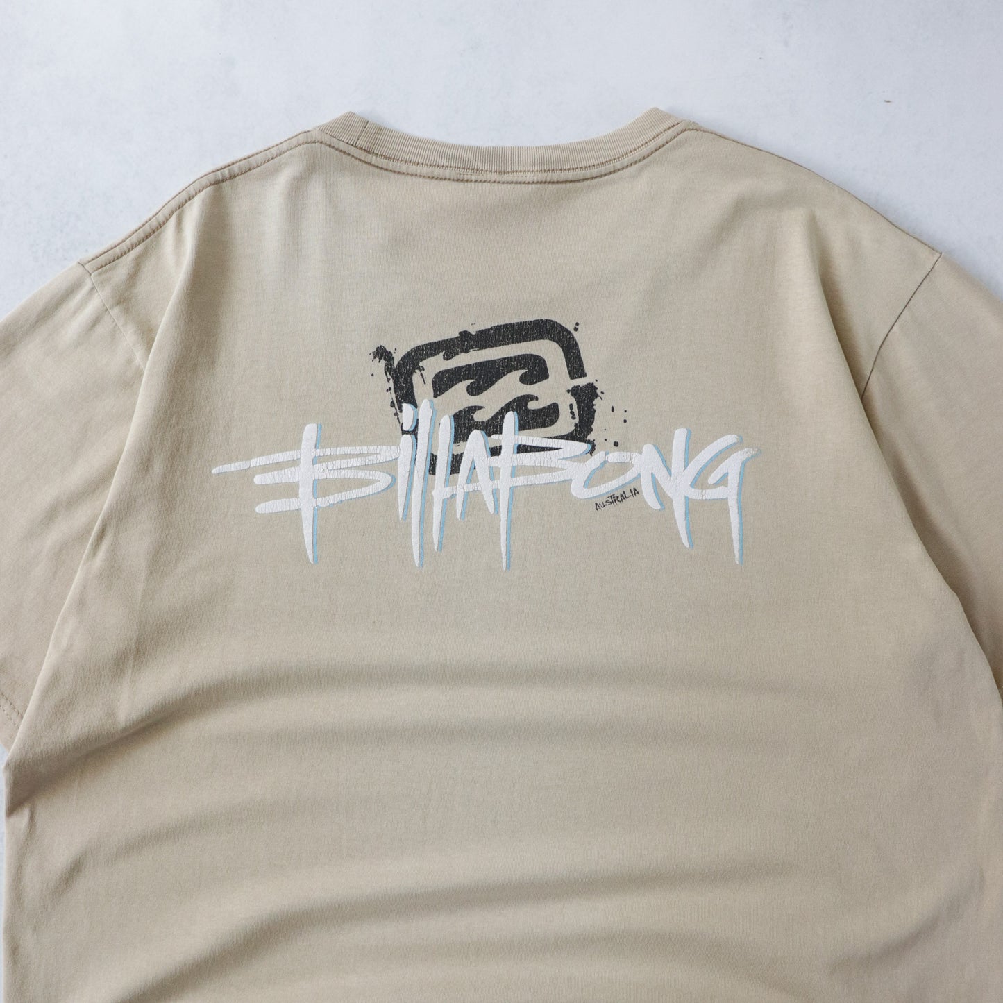 Vintage 2000s Billabong Graphic Tee - L