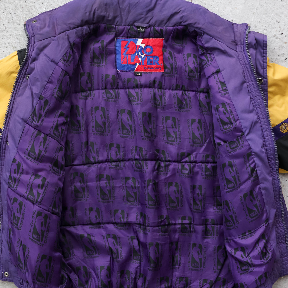 Los Angeles Lakers NBA Pro Player Puffer Jacket - 90s (S)