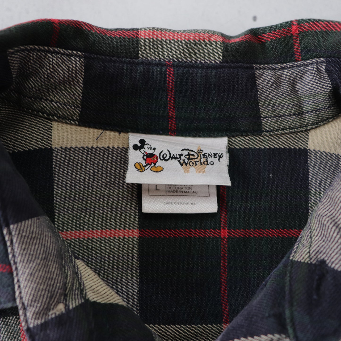 Vintage 90s Mickey Mouse Button Up Shirt - L