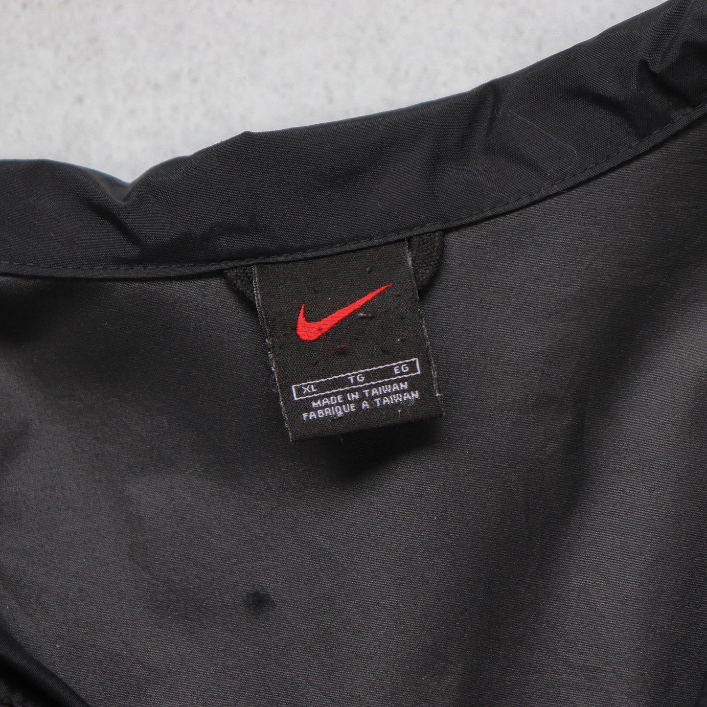 Vintage 90s Nike Script Logo Light Jacket - XL