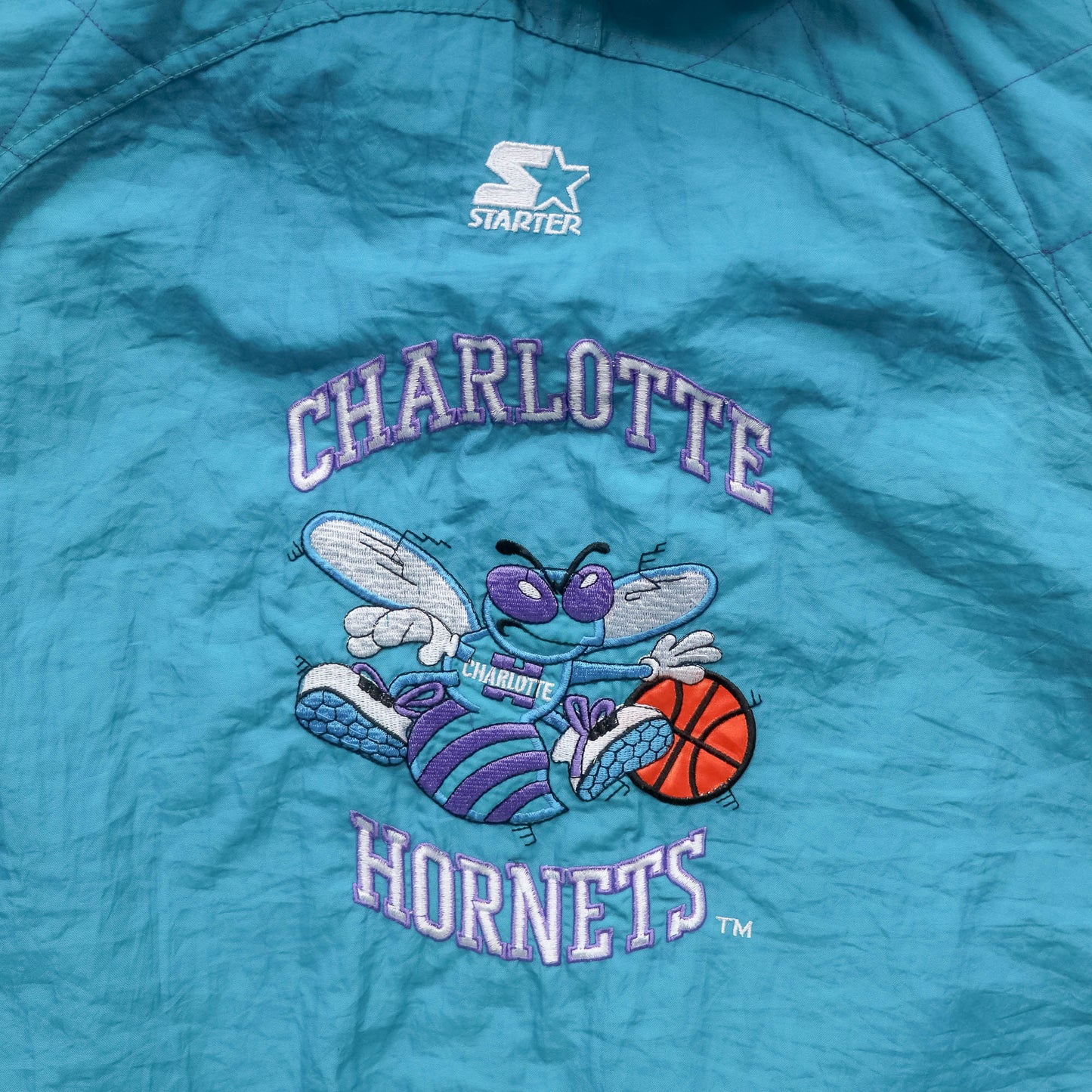 Charlotte Hornets Starter NBA Puffer Jacket - 90s (L)
