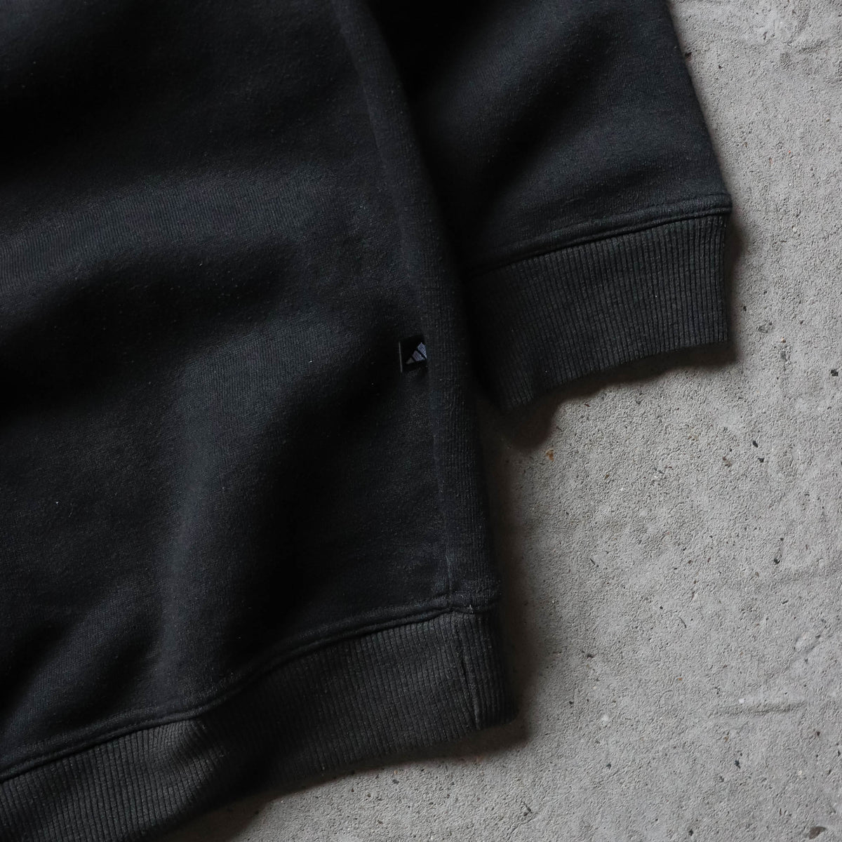 Adidas Big Logo Embroidered Sweatshirt - 90s (L)
