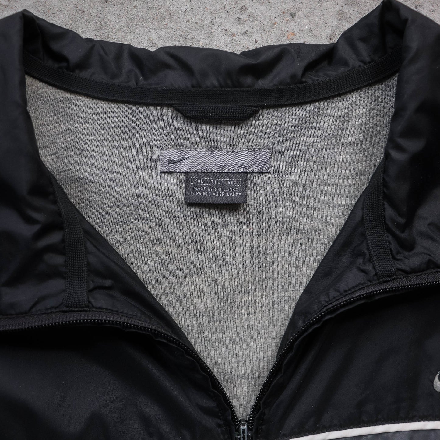 Nike Mini Swoosh Embroidered Windbreaker Jacket - 2000s (XXL)
