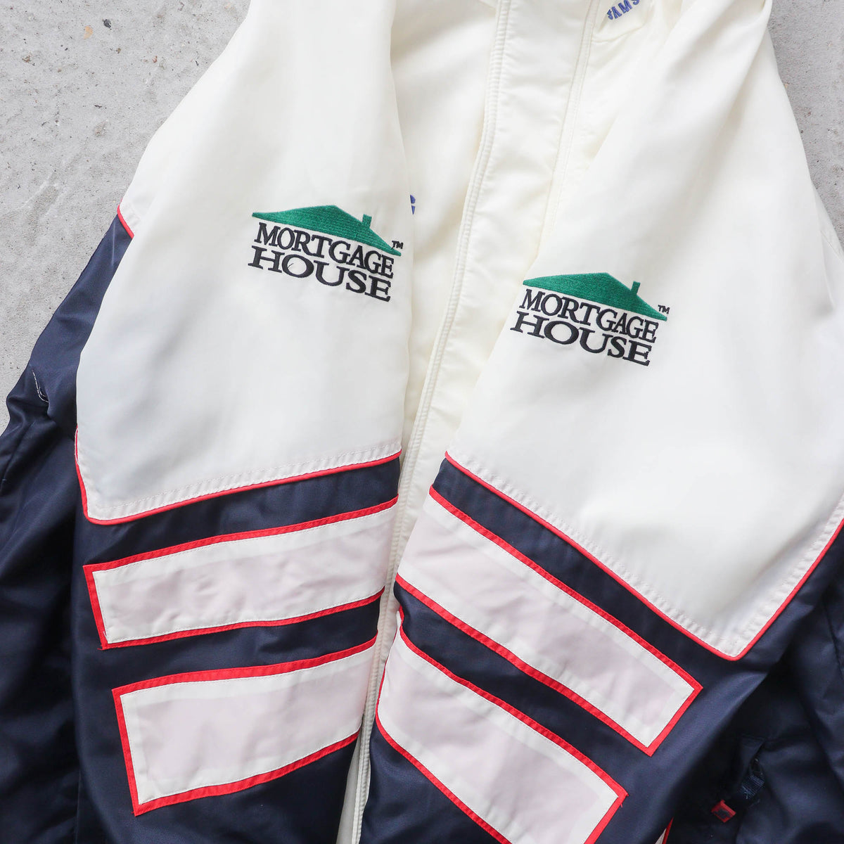Sydney Roosters Fleece Lined NRL Bench Jacket – 2004 (L)