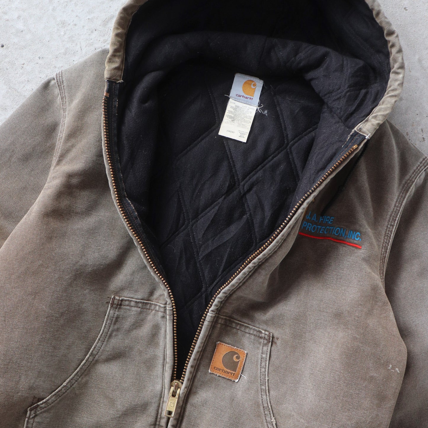 Vintage Carhartt Quilted Lined Active Jacket - M