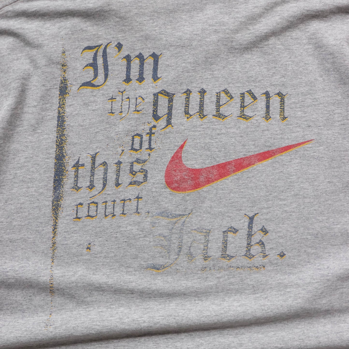 Nike Queen of The Court Basketball Tee - 90s (XL)