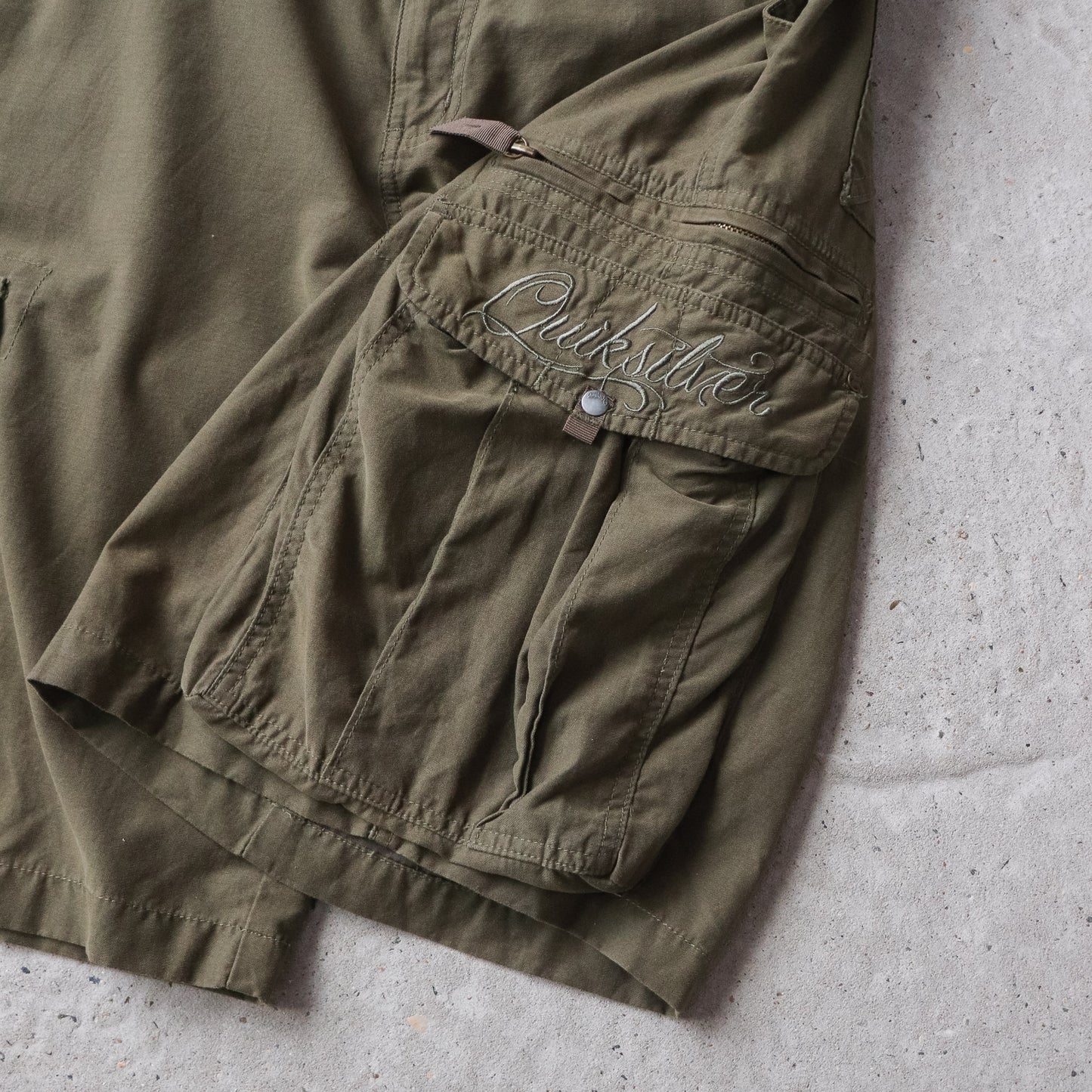 Vintage 2000s Quiksilver Cargo Shorts - 34 - AL Vintage