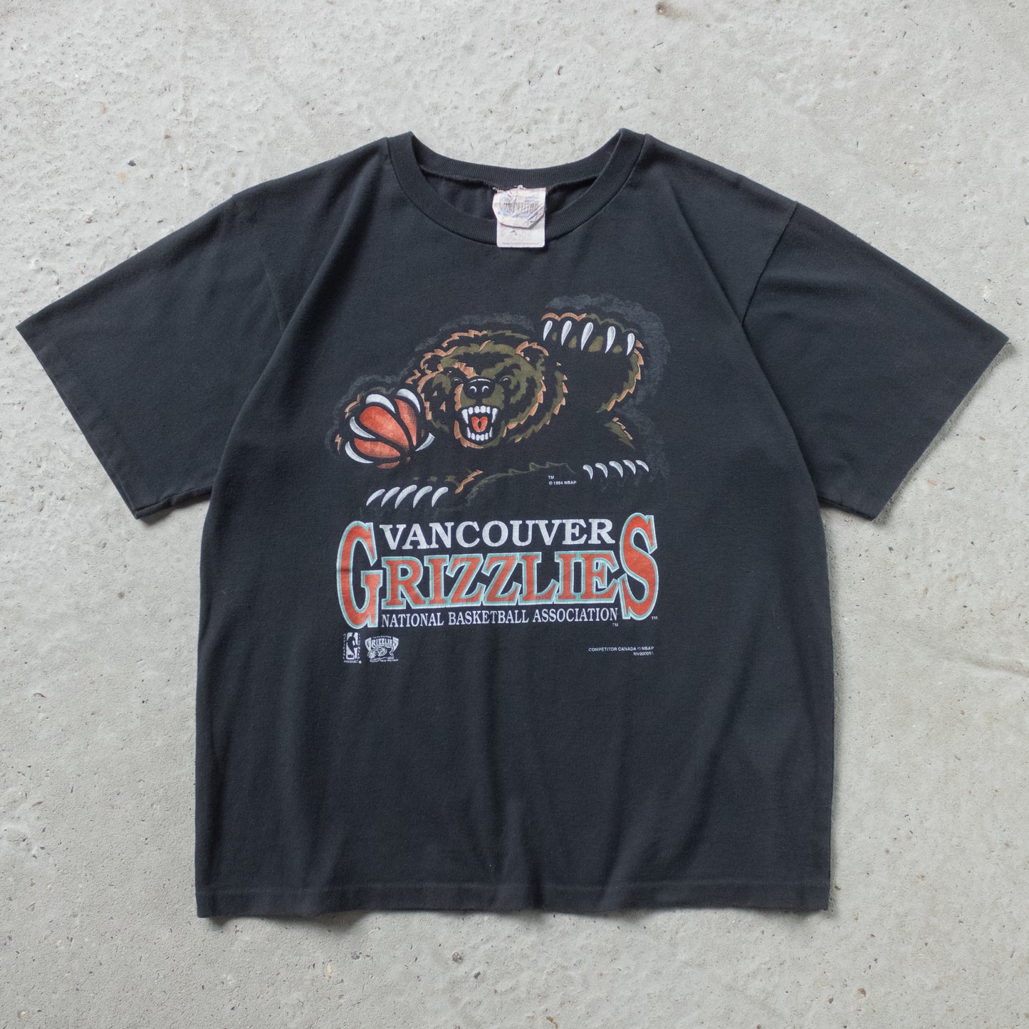 Vintage 1994 Vancouver Grizzlies NBA Tee - S