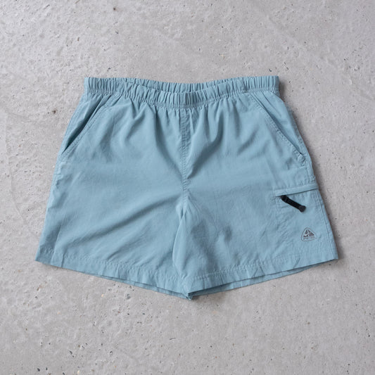 Vintage 2000s Nike ACG Trail Shorts - M