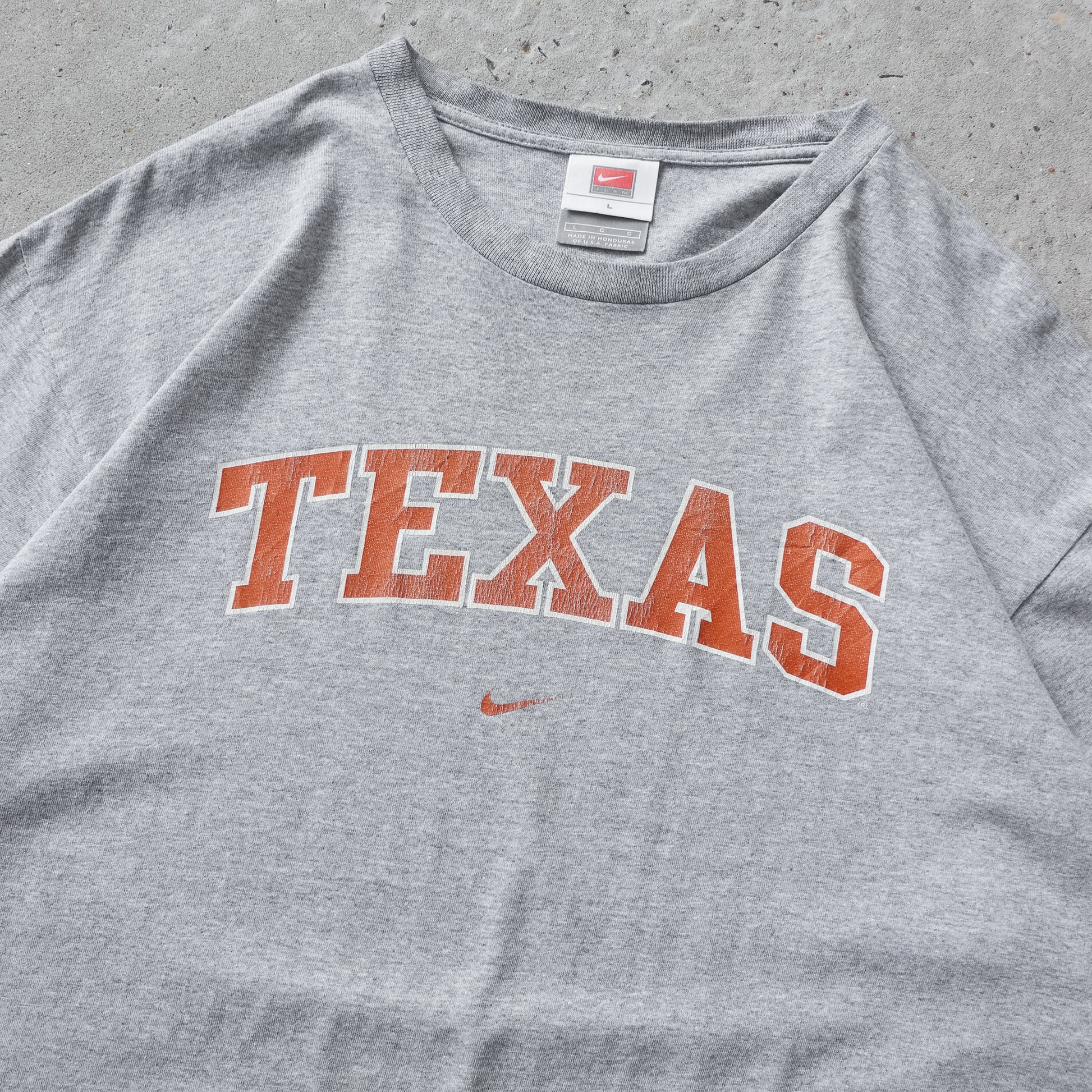 Vintage 2000s Nike Texas Longhorns NCAA Tee - L - AL Vintage