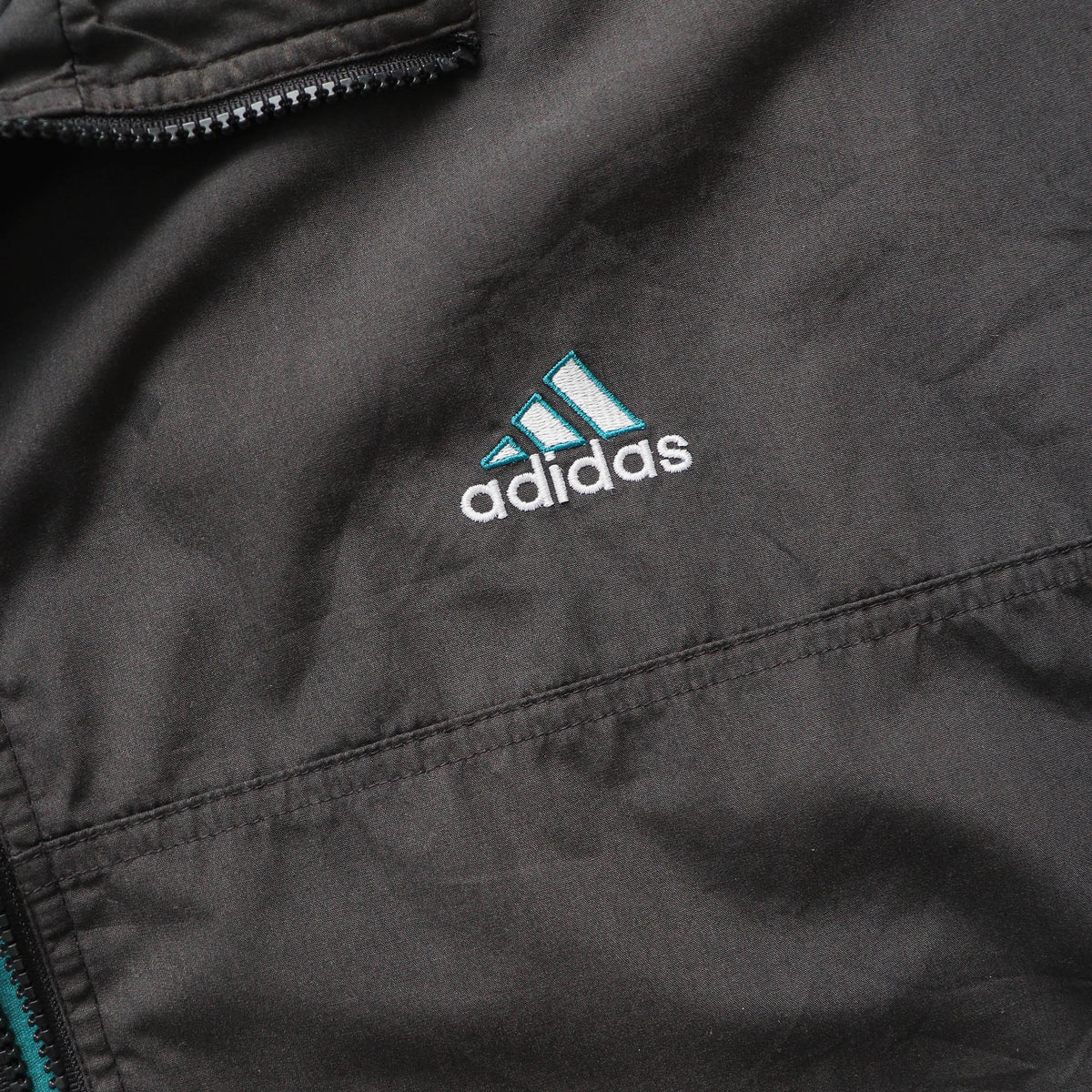 Adidas Embroidered Logo Windbreaker Jacket - 90s (L)