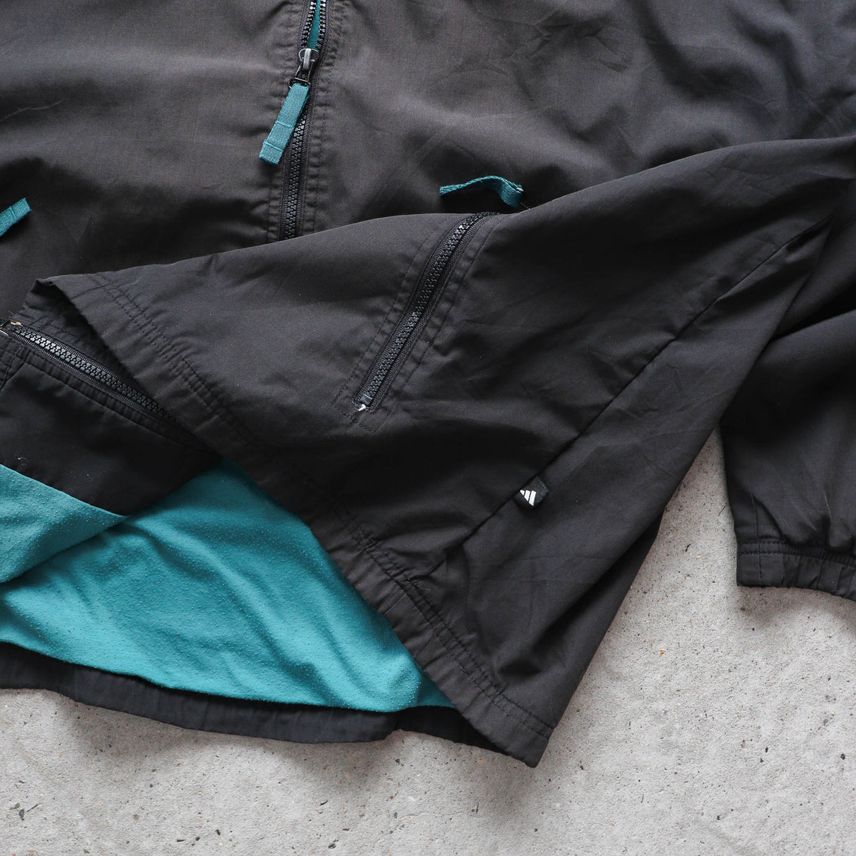 Adidas Embroidered Logo Windbreaker Jacket - 90s (L)