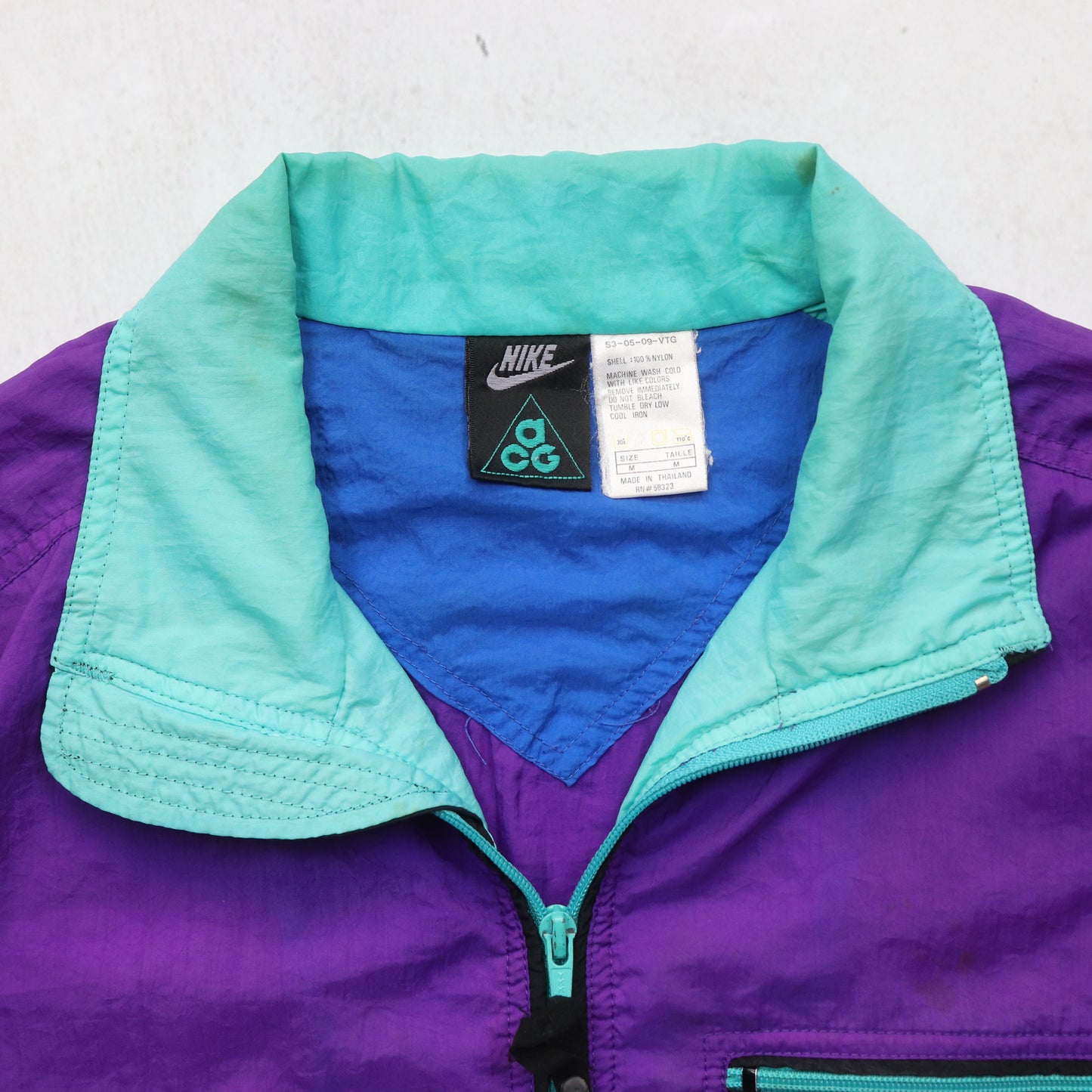 Vintage 90s Nike ACG Iridescent Windbreaker Jacket - M