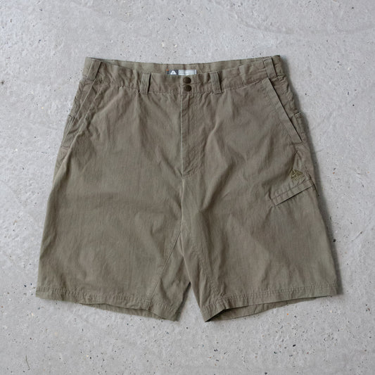 Vintage 2000s Nike ACG Cargo Shorts - XL