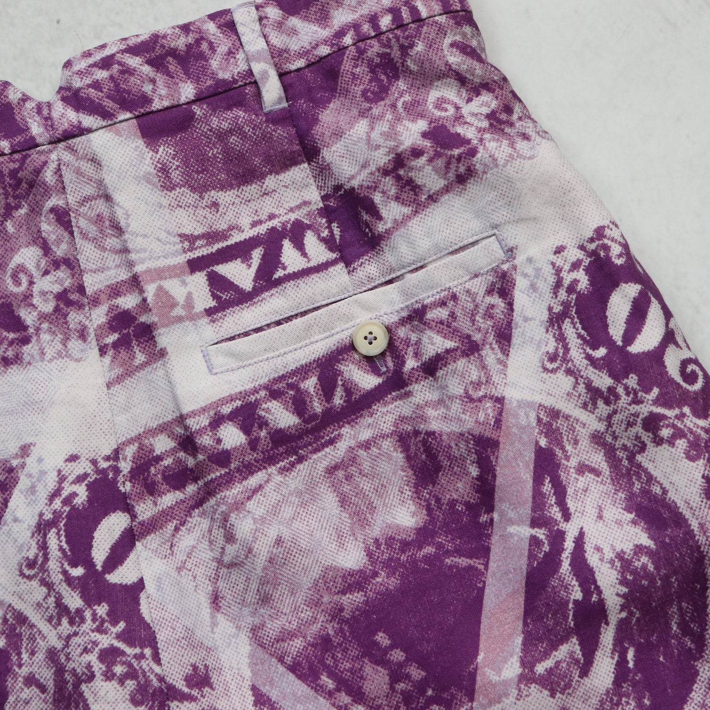 Acne Studios Karma Currency Illuminati Shorts - 34