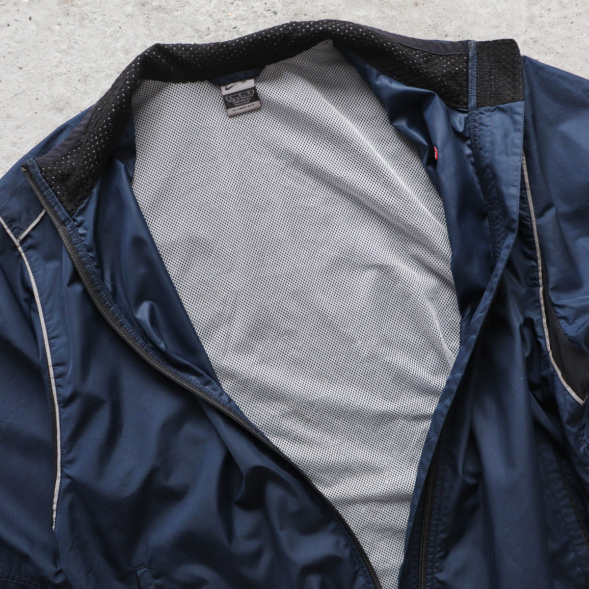 Nike Running Ventilated Windbreaker Jacket – 2000s (L)