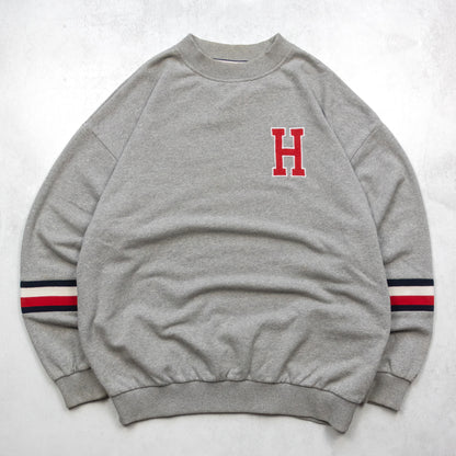 Vintage 2000s Tommy Hilfiger Embroidered Sweatshirt - M