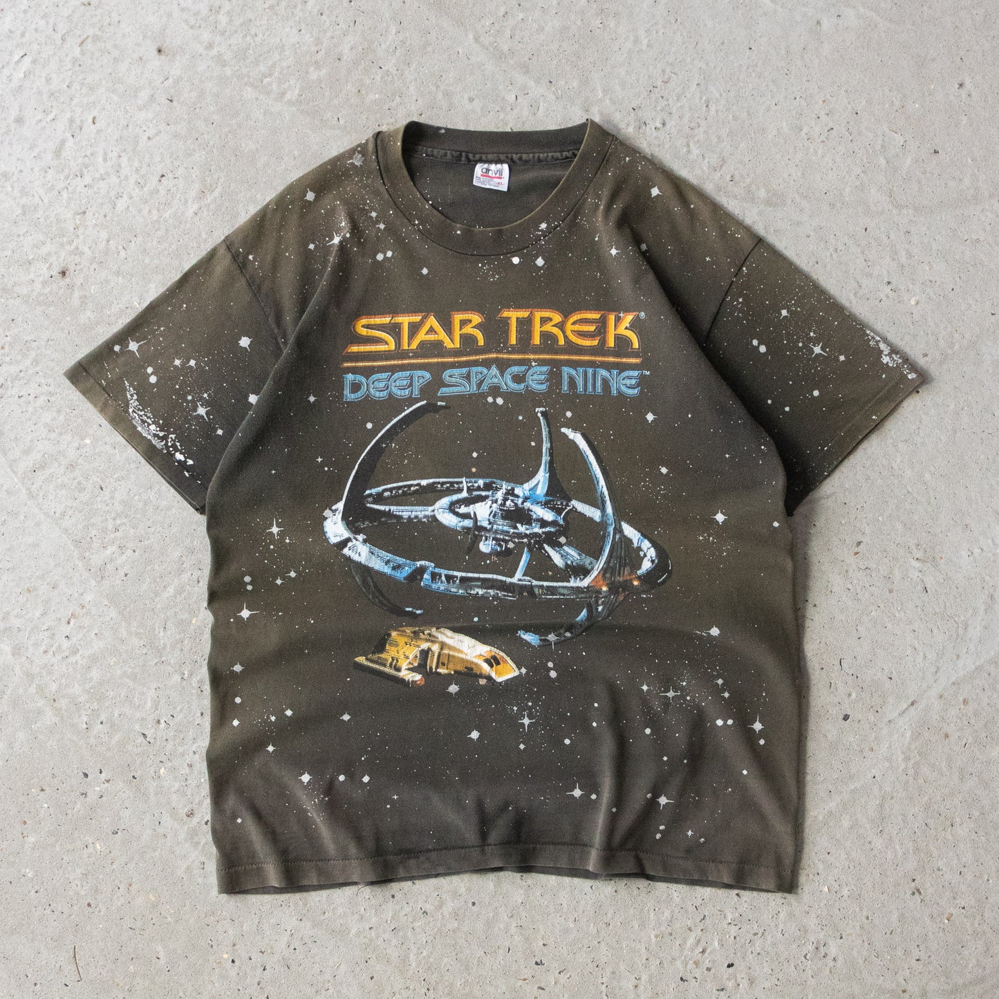 Vintage 1993 Star Trek Deep Space Nine Tee - XL