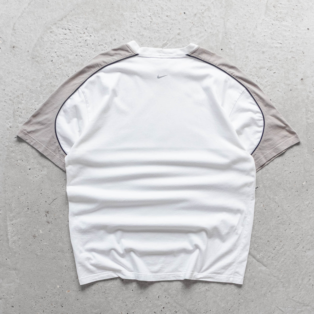 Nike Spellout Two-Tone Tee - 2000s (XL)