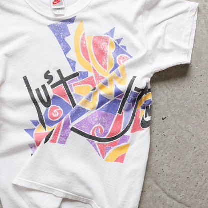 Nike Abstract Wraparound Graphic Tee – 90s (M)