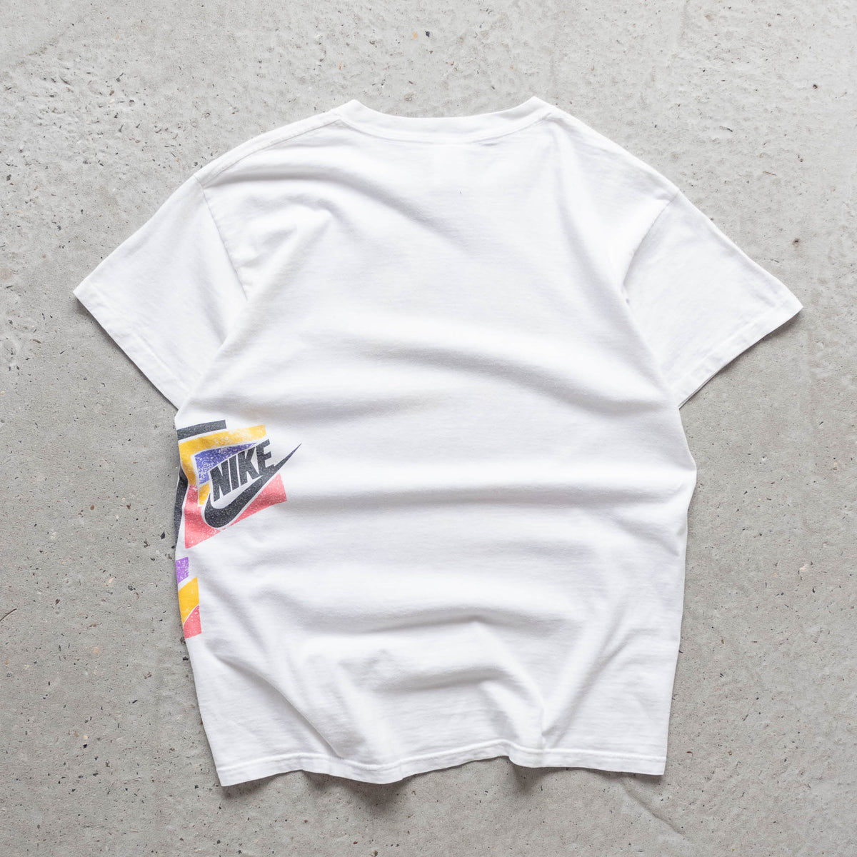 Nike Abstract Wraparound Graphic Tee – 90s (M)