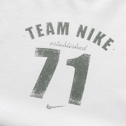 Nike Team 71 Spellout Tee – 90s (L)