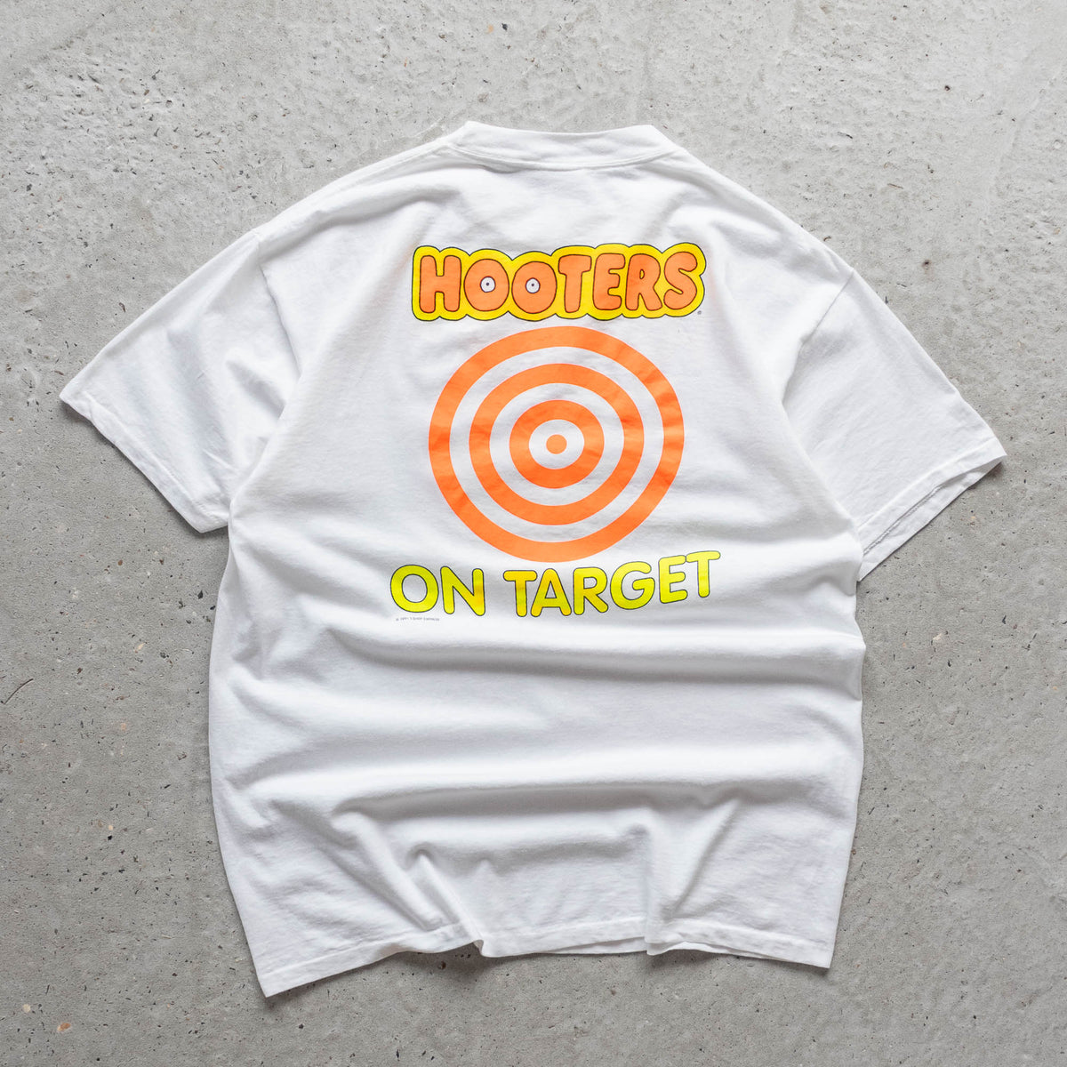 Hooters Hunt Club Tee – 1991 (XL)