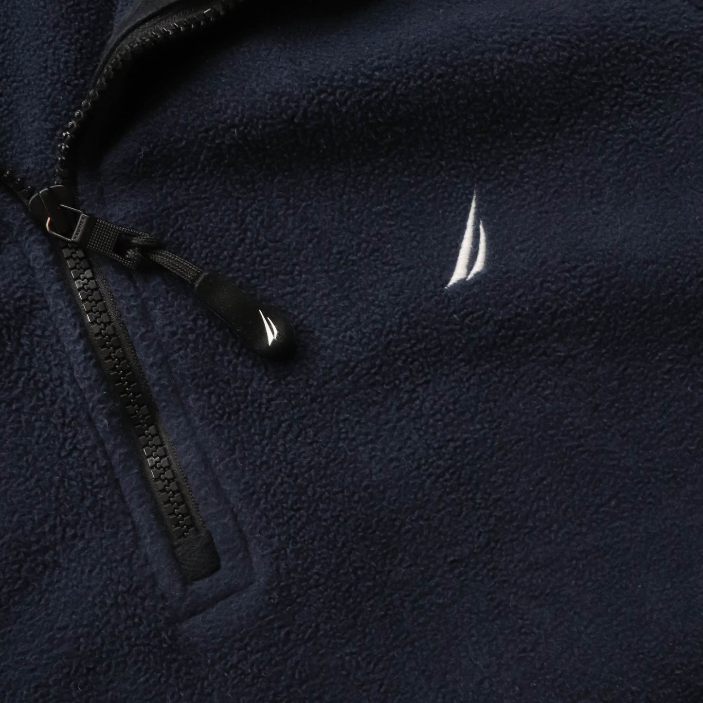 Nautica Embroidered 1/4 Zip Fleece Pullover - 2000s (L)