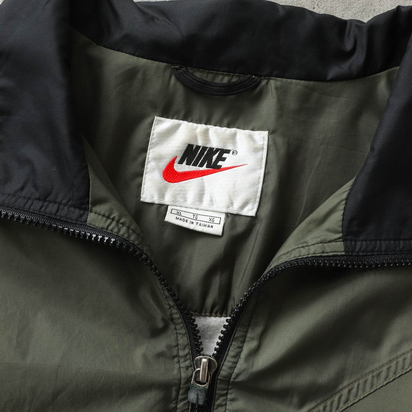 Vintage 90s Nike Two-Tone Windbreaker Jacket - XL