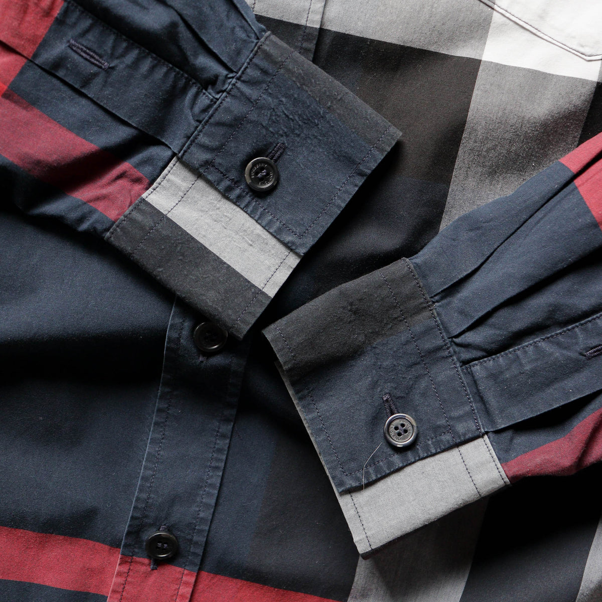 Burberry Nova Check Button-Up Shirt – 2000s (S)
