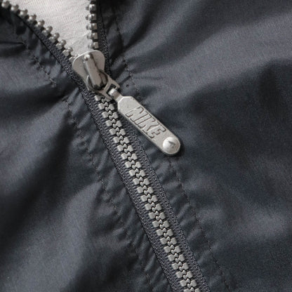 Nike International Embroidered Windbreaker Jacket - 90s (M)