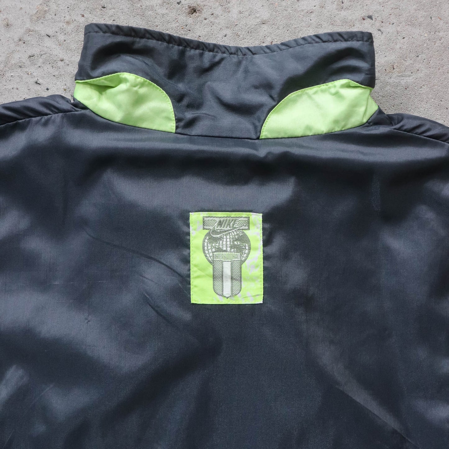Nike International Embroidered Windbreaker Jacket - 90s (M)