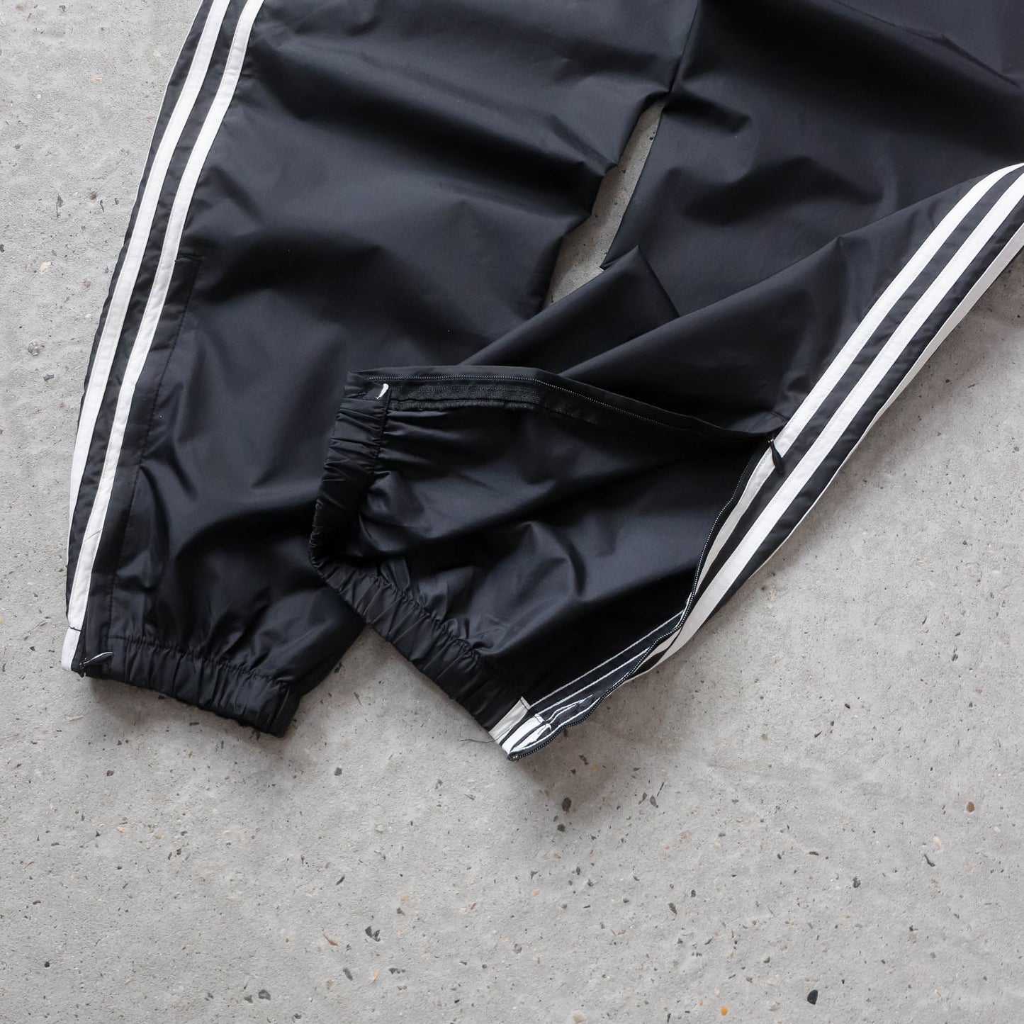 Adidas 3-Stripe Embroidered Track Pants - 90s (L)