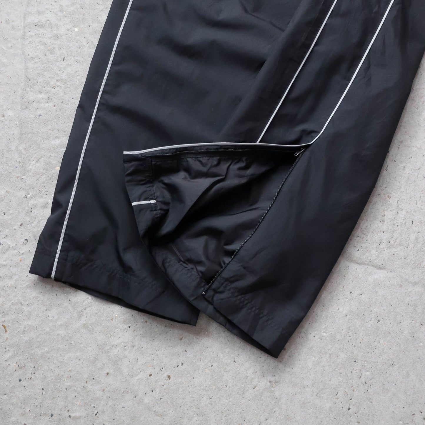 Nike Mini Swoosh Embroidered Track Pants - 2000s (M)