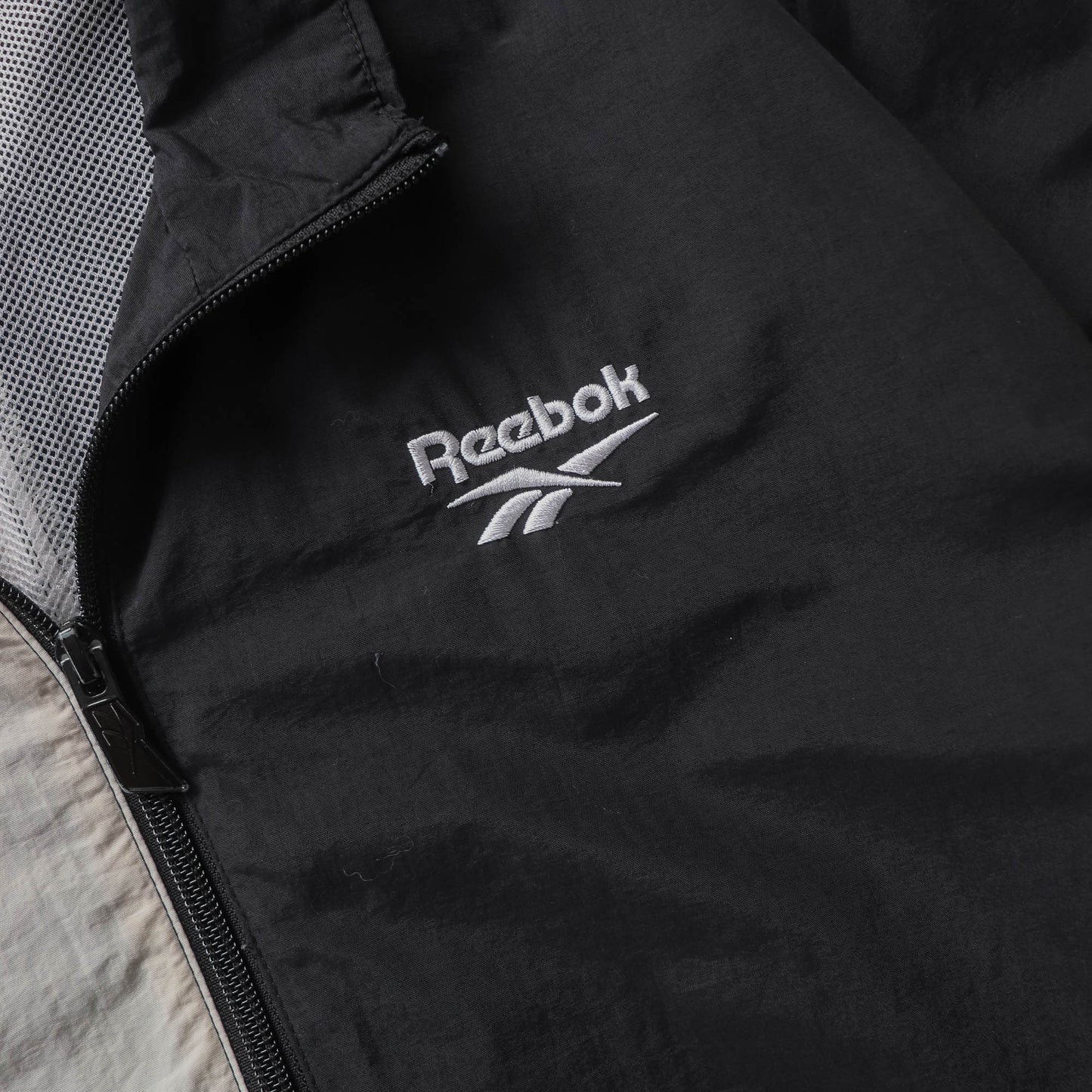 Vintage 2000s Reebok Two-Tone Windbreaker Jacket - M