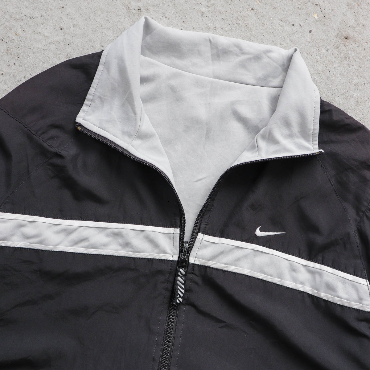 Nike Mini Swoosh Reversible Windbreaker Jacket – 2000s (L)