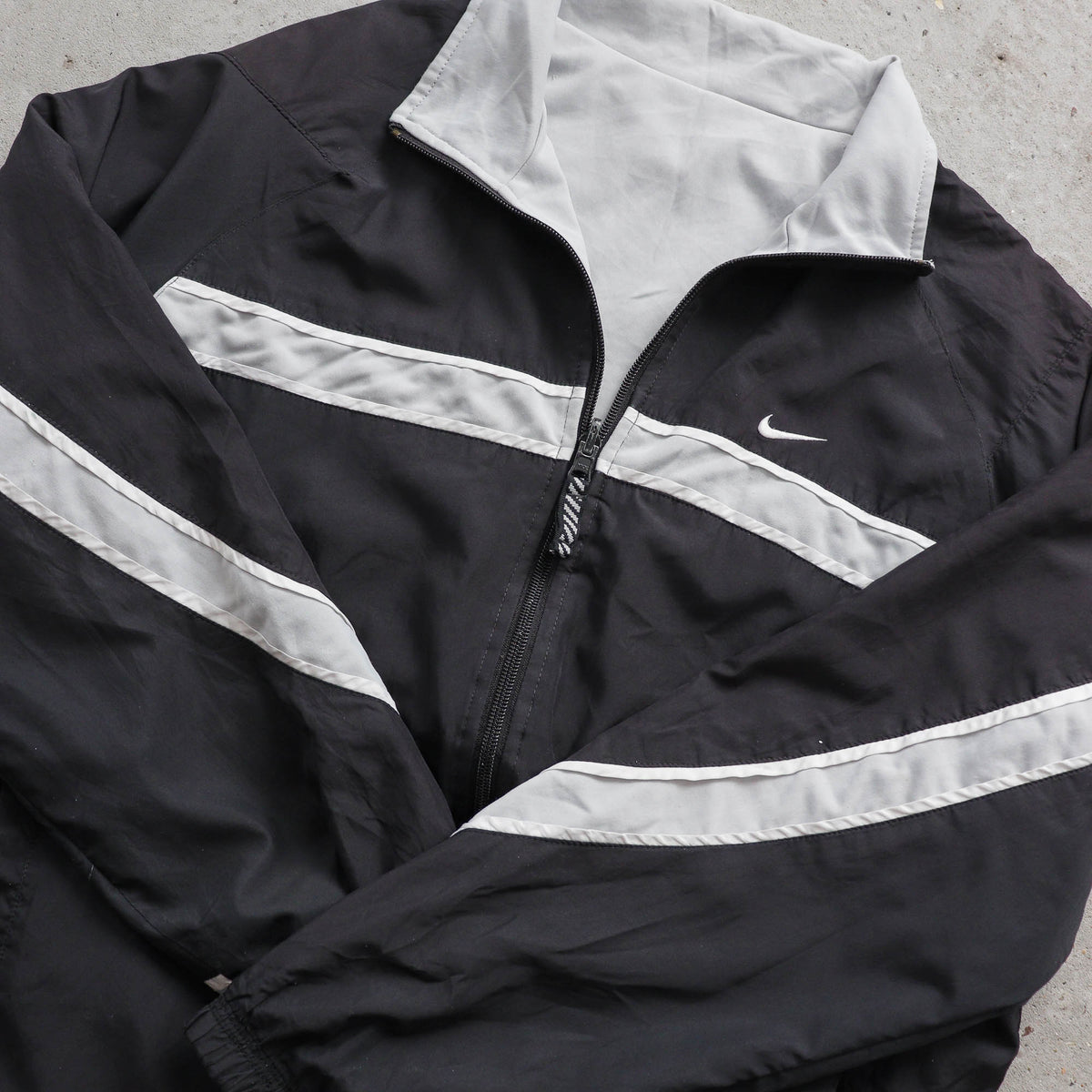 Nike Mini Swoosh Reversible Windbreaker Jacket – 2000s (L)