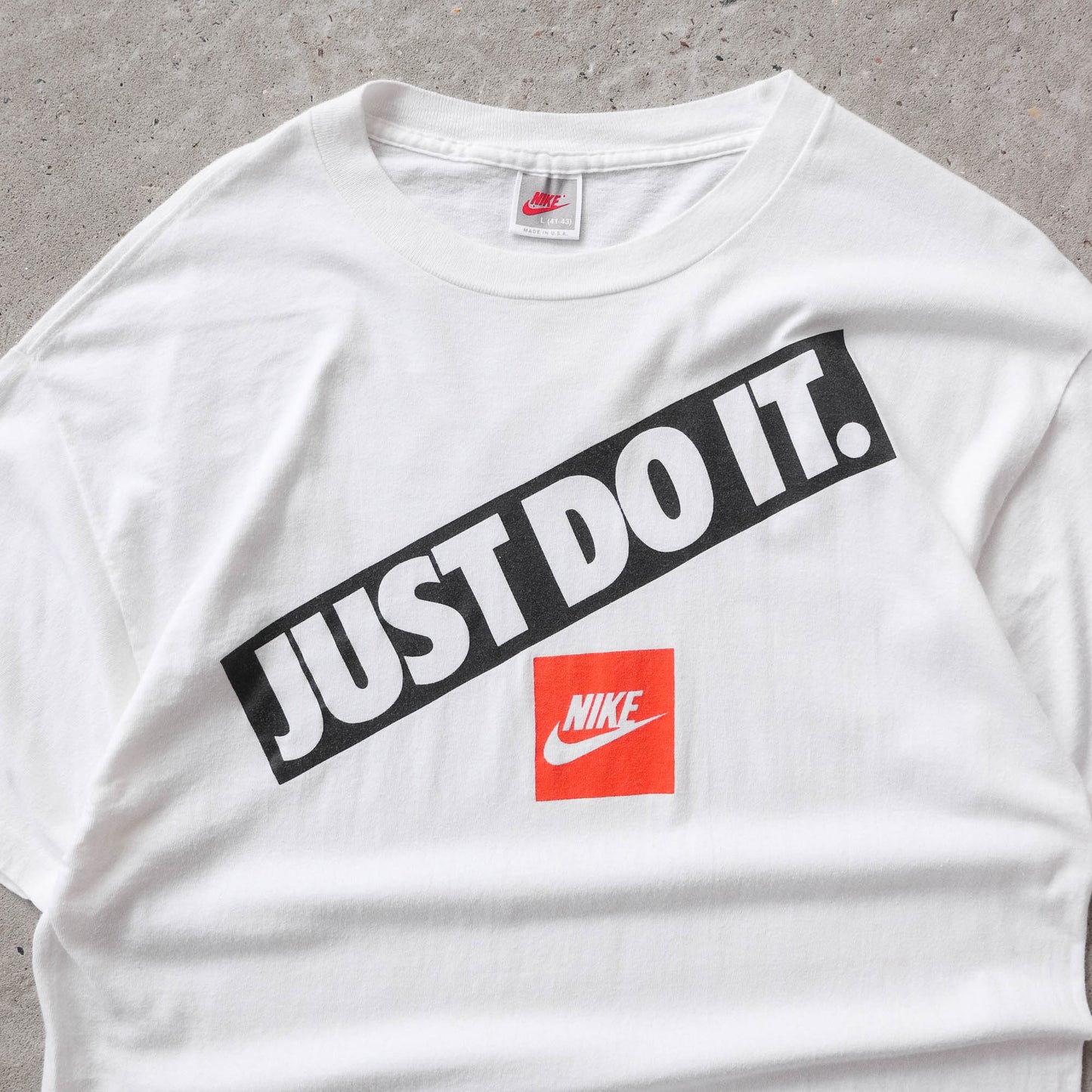 Vintage 90s Nike Just Do It Tee - L