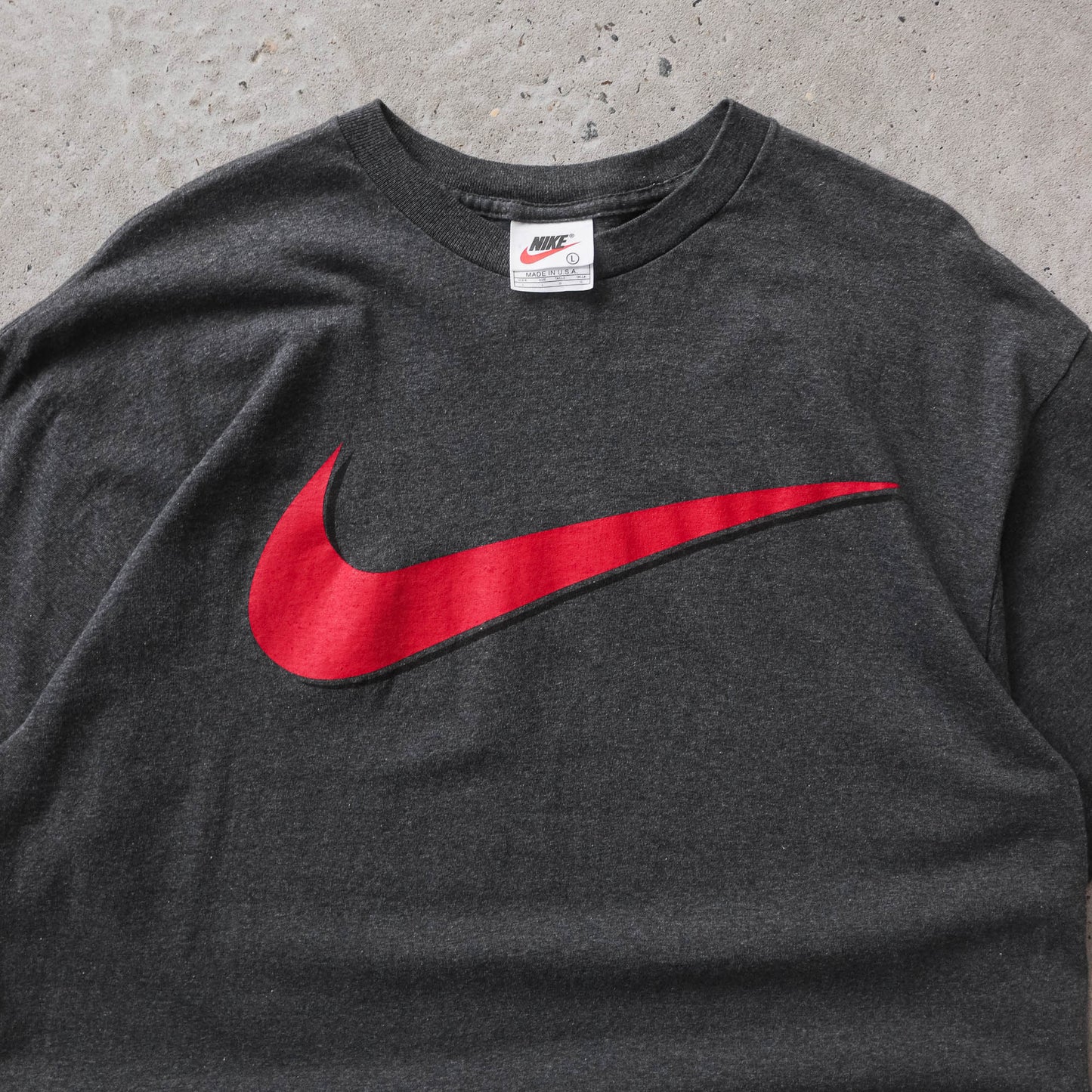 Vintage 90s Nike Big Swoosh Tee - L
