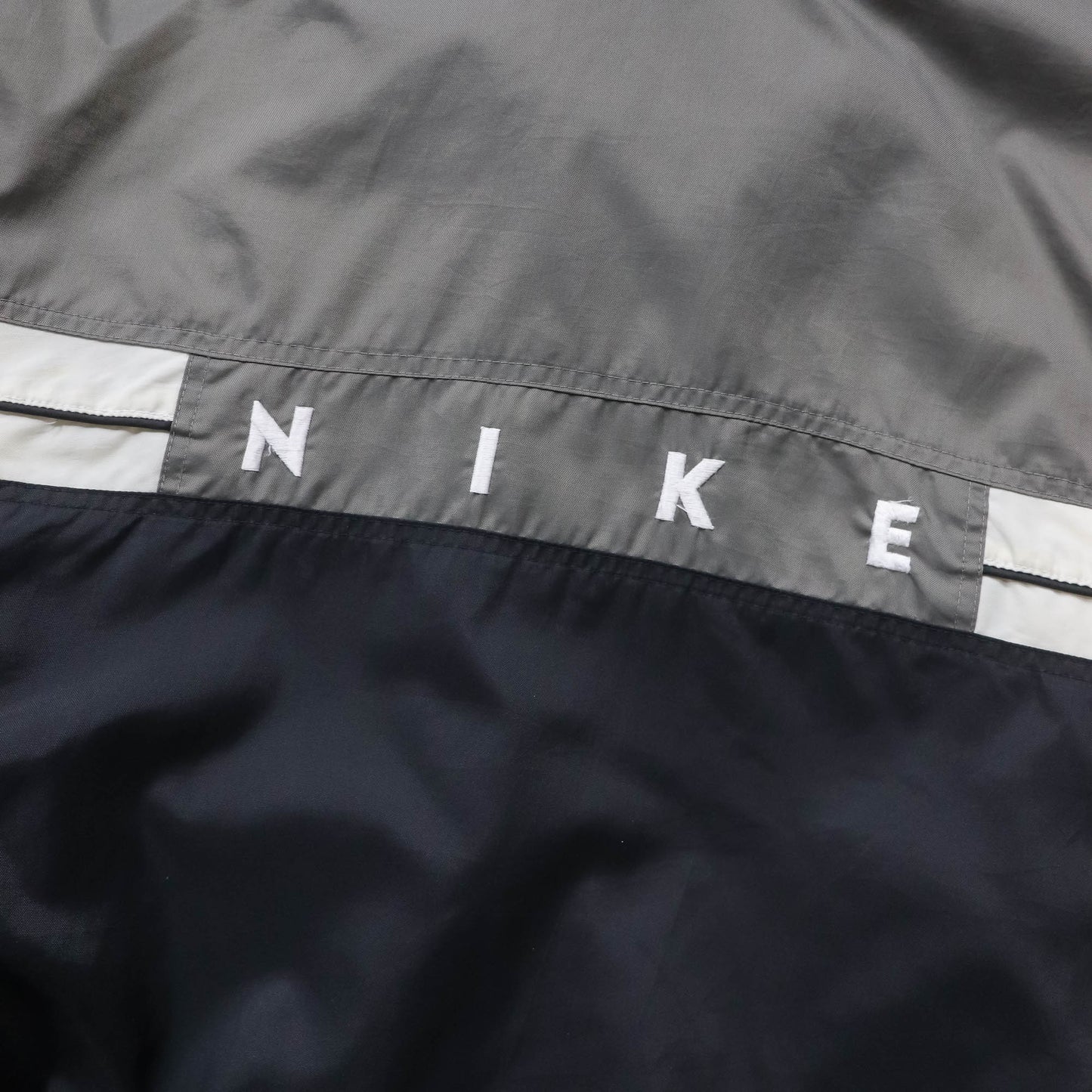 Nike Embroidered Spellout Puffer Jacket - 90s (M)